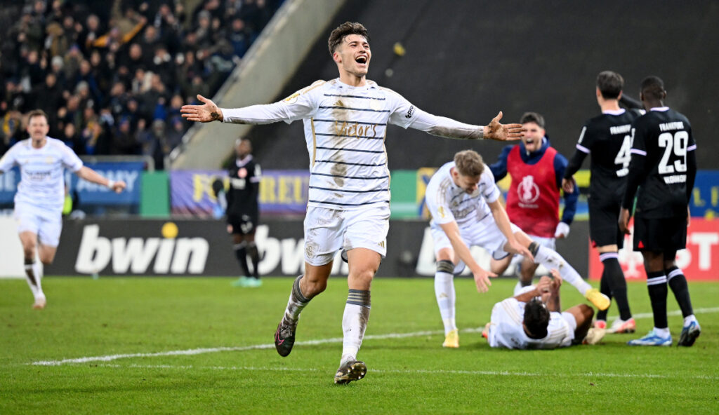 Ticker: Teilnehmer: 1. FC Saarbrücken gegen Eintracht Frankfurt